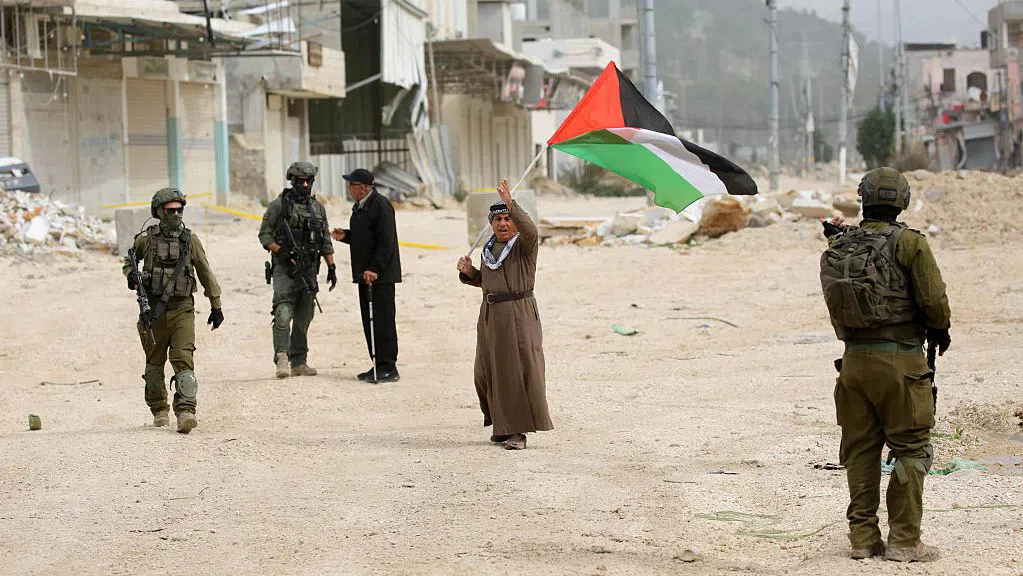 Израел разширява контрола си върху Западния бряг