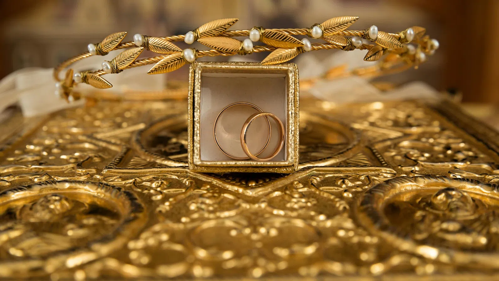 Докато бомбите падат от другата страна на границата, поляците инвестират в злато