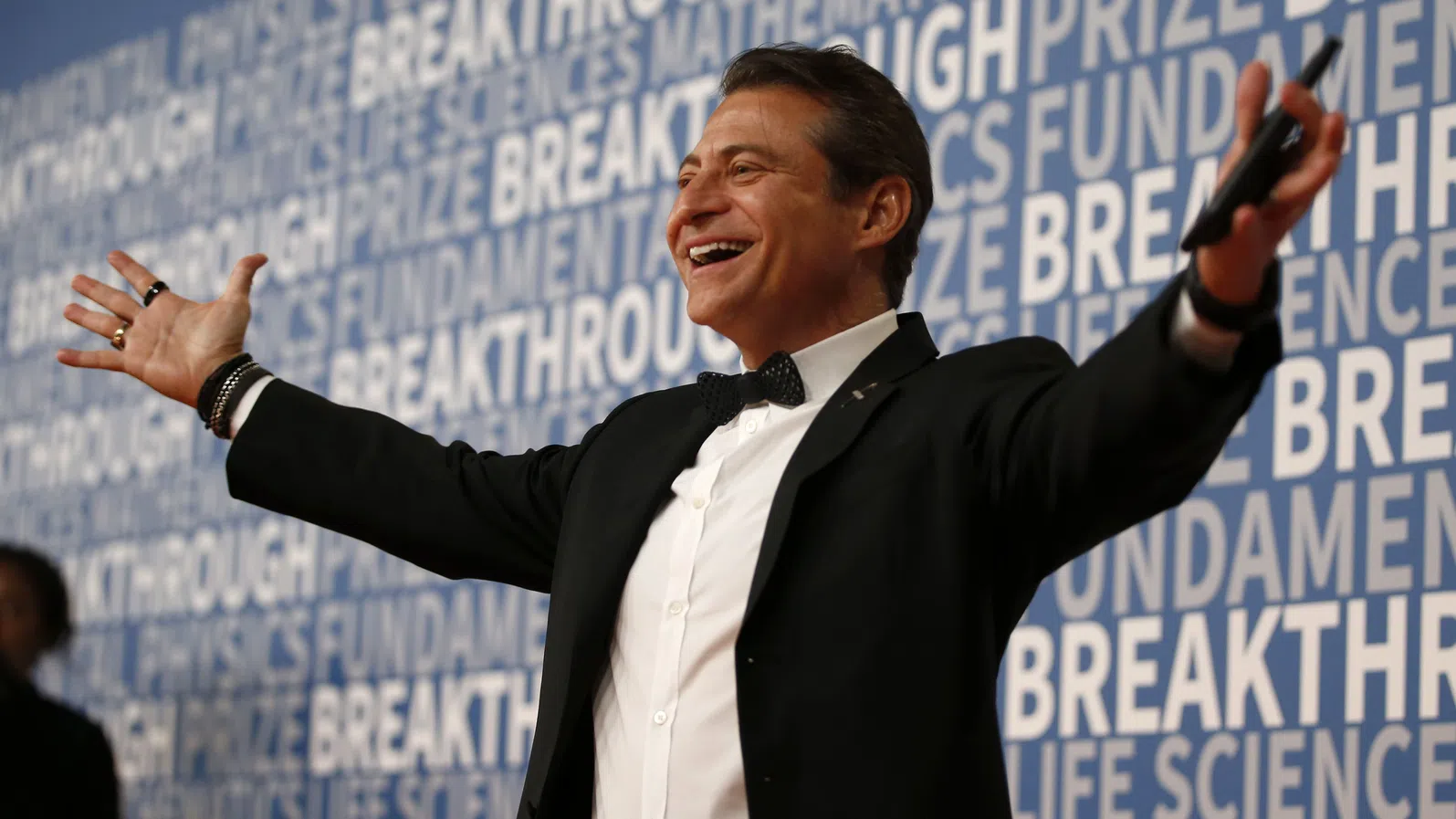 Милиардер дава 3,5 милиона долара за филм, представящ AI като герой, а не злодей