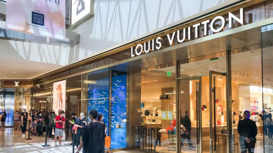 Плахият оптимизъм в луксозния сектор избледнява в очакване на ефекта от митата