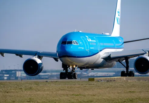 Европейските летища пред риск от недостиг на гориво заради напрежението в Ормузкия проток