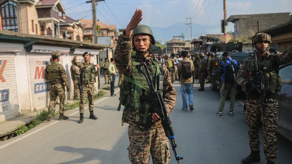 Тръмп съобщава за прекратяване на огъня между Индия и Пакистан