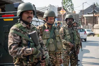 Пакистан отвърна с ракетни удари след атаките на Индия