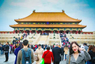 Пекин плаща на американски инфлуенсъри да покажат „истинския Китай“