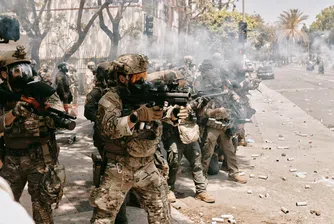 Решението изостря сблъсъка между федералното правителство и най-населения щат в САЩ