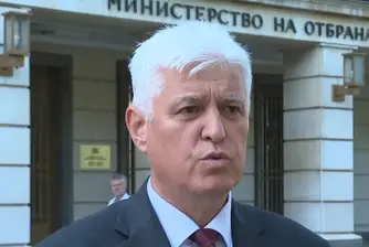 Димитър Стоянов: Не спираме продажбите на оръжие за Украйна, а предоставянето на въоръжение