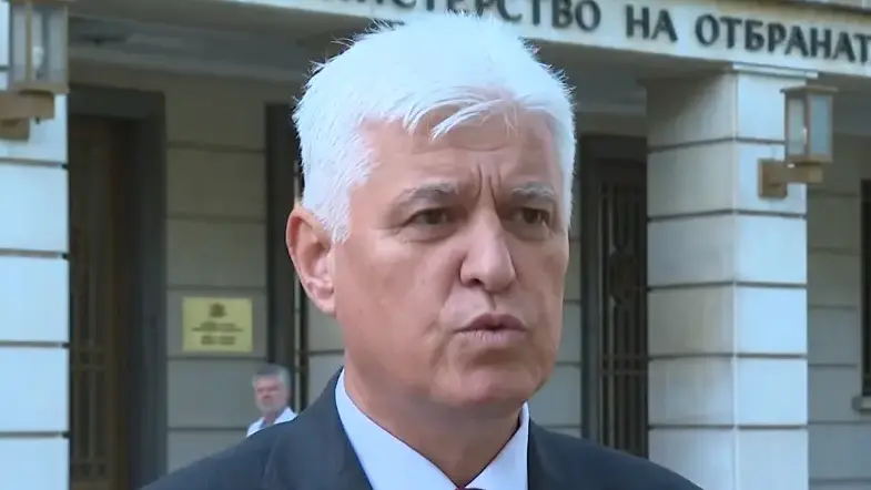 Димитър Стоянов: Не спираме продажбите на оръжие за Украйна, а предоставянето на въоръжение