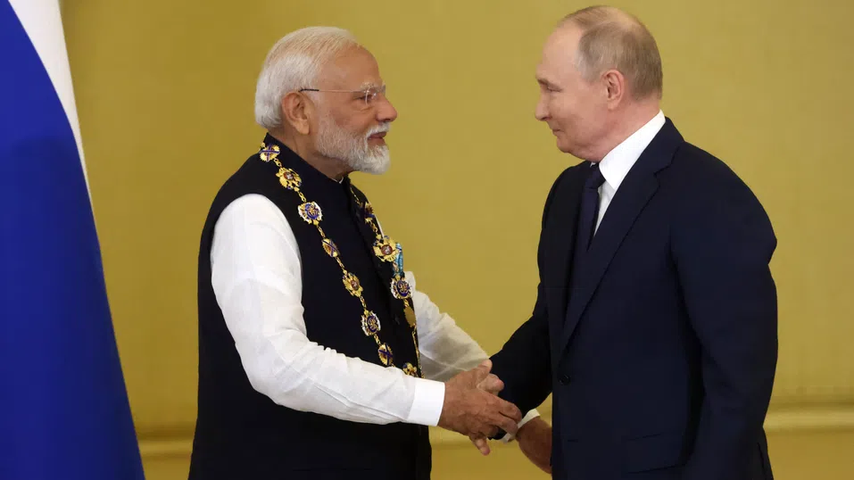 Индия игнорира наказателните мита на САЩ, задълбочавайки връзките си с Русия