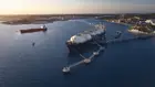 МАЕ: Световното търсене на петрол ще отбележи първия си годишен спад от 2020 г.