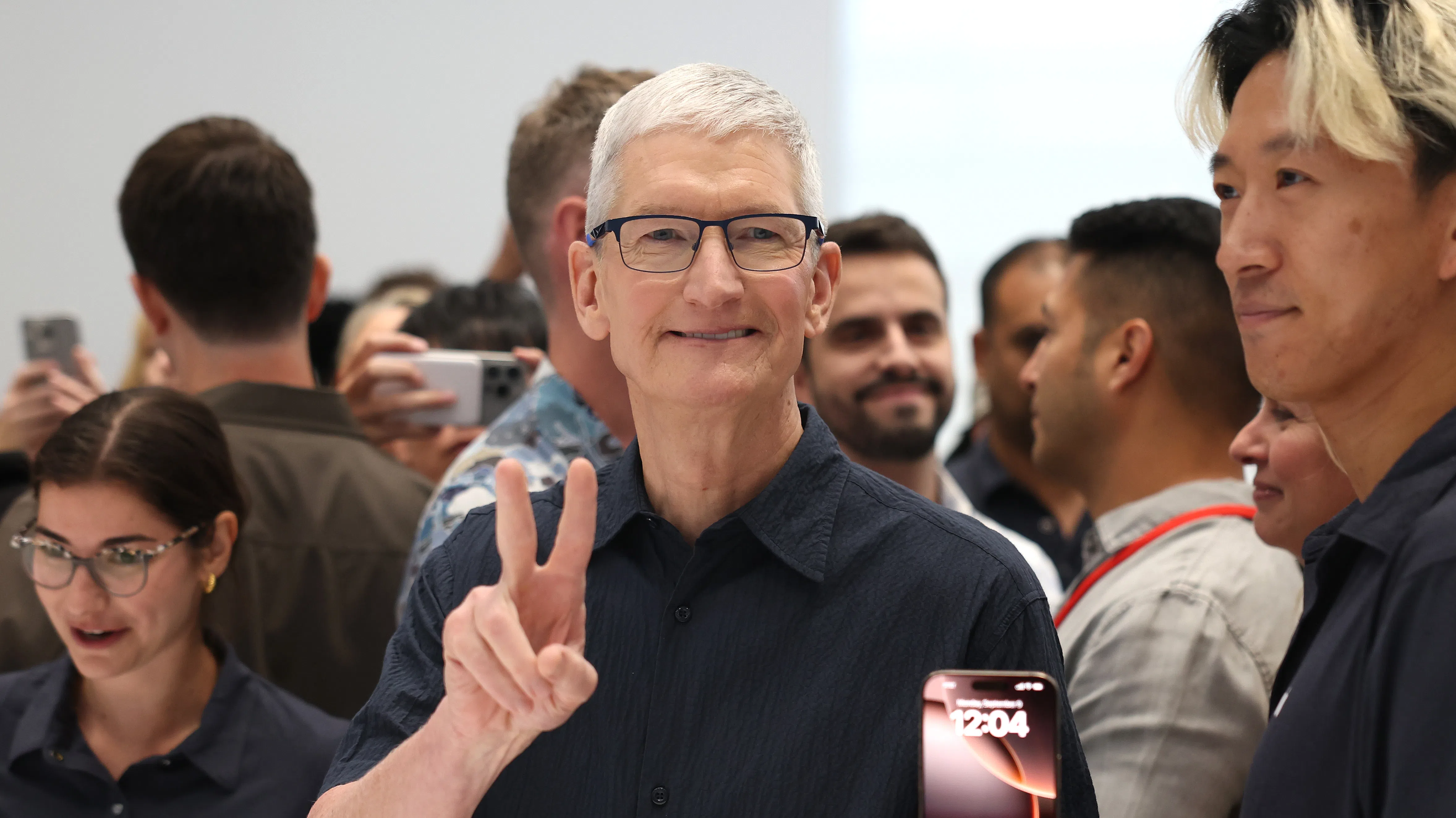 Продажбите на iPhone в Китай нарастват за първи път от две години
