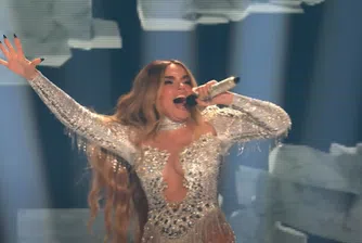 „В случая не участва индивидуален артист, а някой, който представя гражданите на тази страна.“, заяви министърът на културата и напомни, че испанският премиер още през май призова EBU, който организира конкурса, да изключи Израел