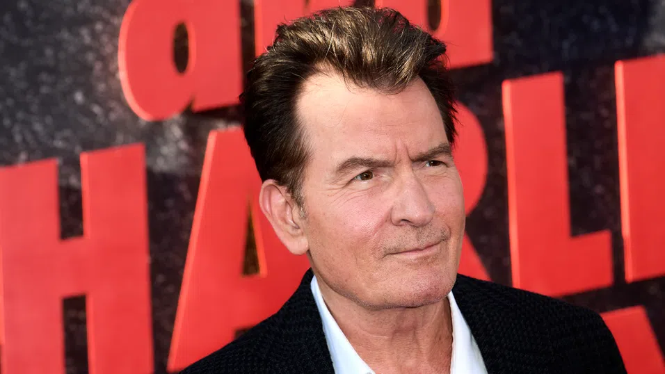 Много секс, много кокаин и още повече живот: Историята на Чарли Шийн, разказана от самия него