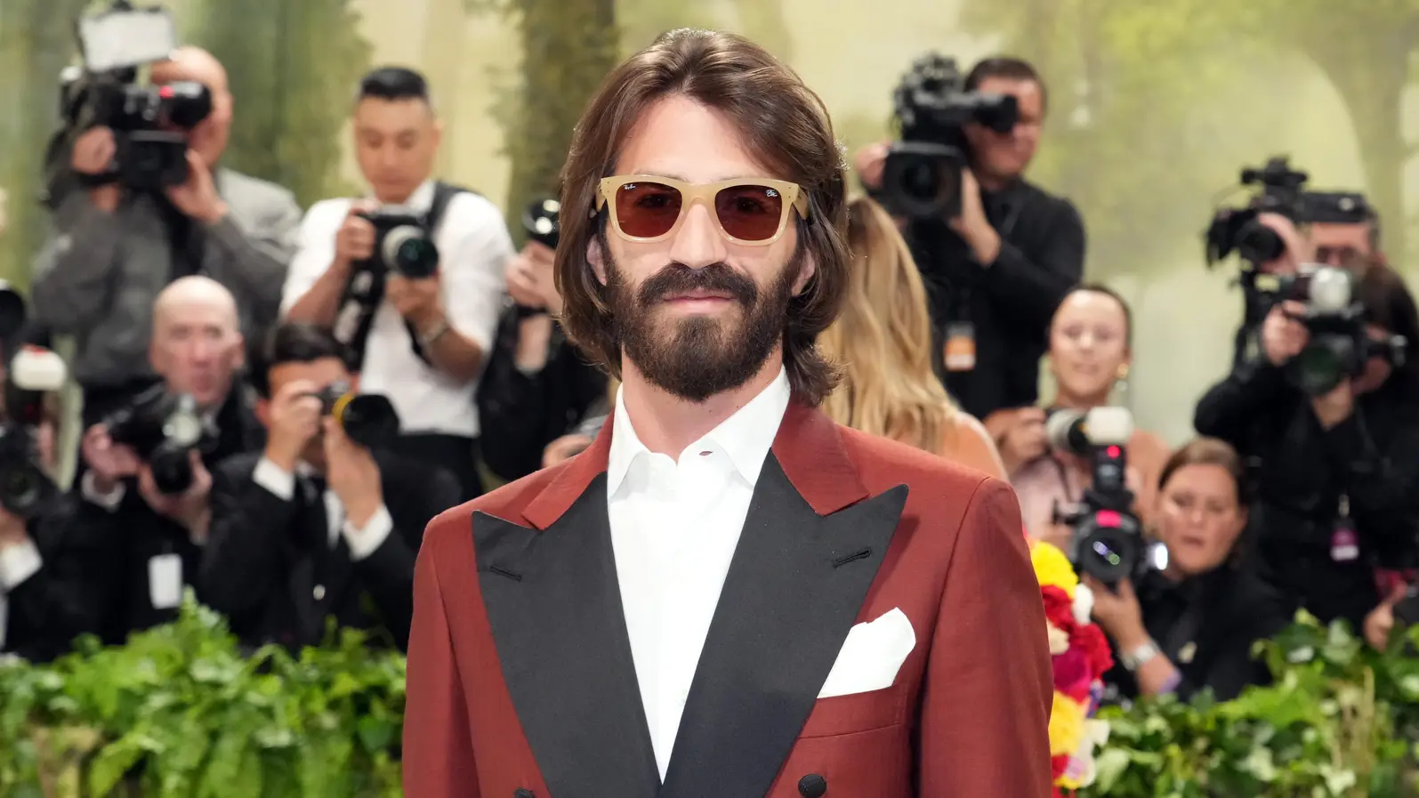 Наследникът на империята Luxottica: Имах всичко, освен любов. Запълвах липсата с наркотици, бил съм с 2000 жени