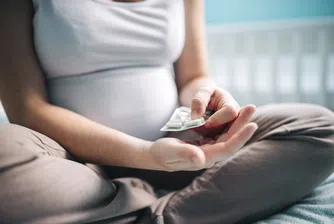 Широкообхватен научен преглед не открива убедителна връзка, въпреки изявленията на Доналд Тръмп, че жените трябва да „се борят с всички сили“, за да избягват болкоуспокояващото