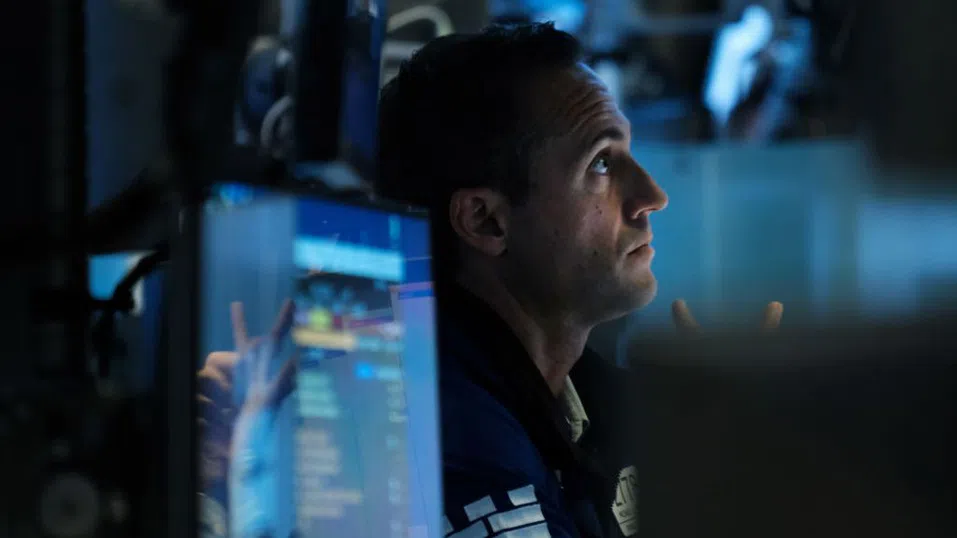 Глобалните пазари под натиск: Индексите надолу, енергия и злато нагоре