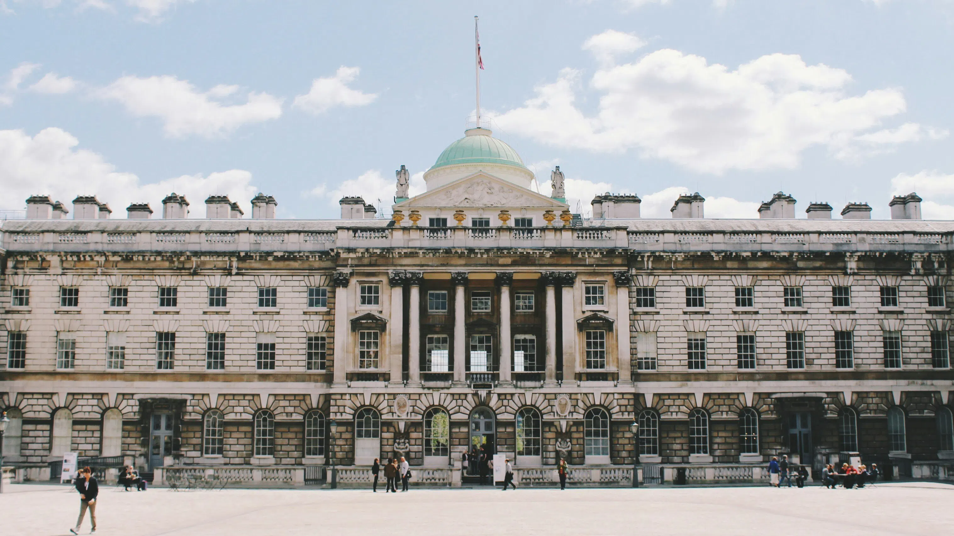 Somerset House: Коя е най-добре пазената тайна на Лондон и Великобритания