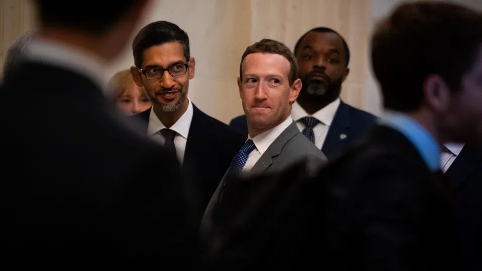 Тежки мита за чипове, антитръстови закачки, AI: Технолидерите и една специална вечеря в Белия дом