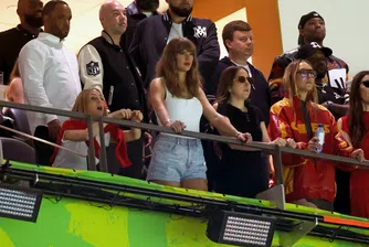 Тейлър Суифт счупи рекорда на Адел за най-продаван албум в ерата на стрийминга