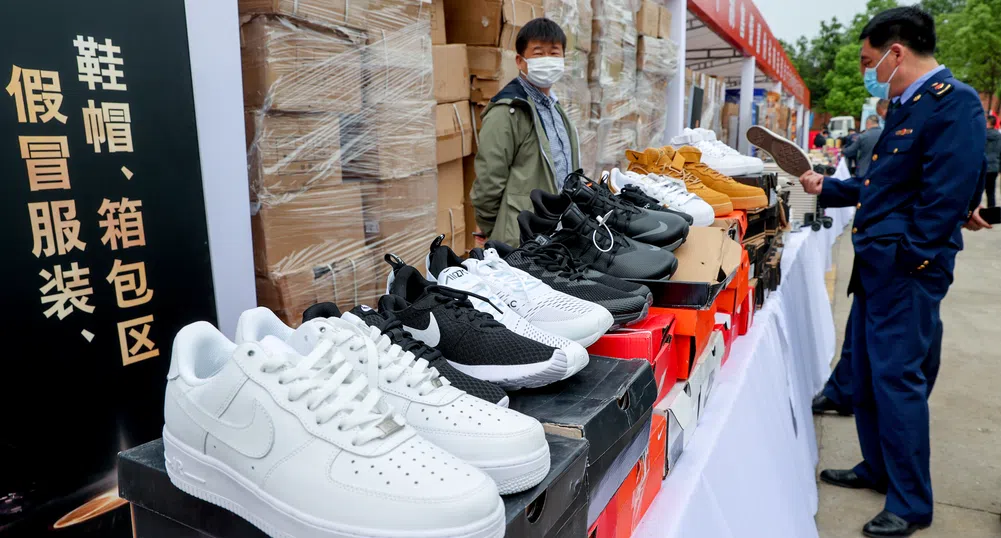 Някога обвиняван в кражба на идеи, днес Китай защитава своите