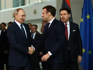 Европа показва готовност за преки разговори с Русия след месеци на разногласия