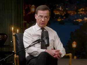 „Колко бири пиеш, Улф?“ – шведският премиер търси подкрепа чрез подкаст и жива връзка с избирателите
