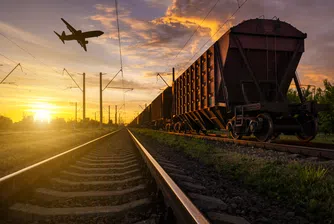 Бавни и зле свързани: Влаковете в Европа губят надпреварата с евтините полети