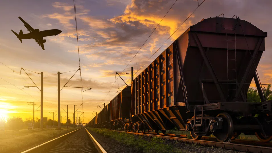 Бавни и зле свързани: Влаковете в Европа губят надпреварата с евтините полети