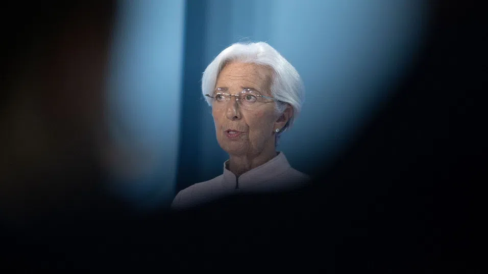 ЕЦБ намали лихвените проценти и предупреди за „влошени“ перспективи за растеж