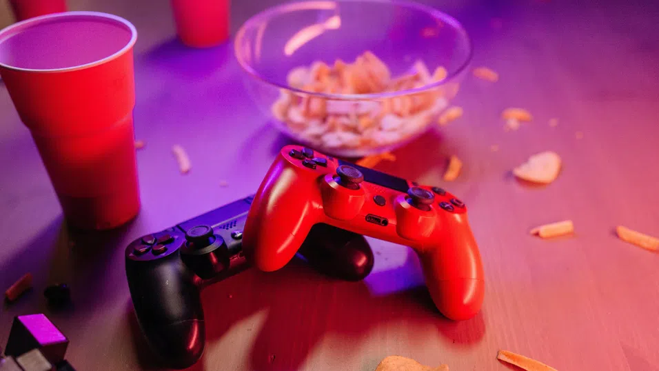 Добри ли сте във видеоигрите? В САЩ търсят геймъри за авиодиспечери