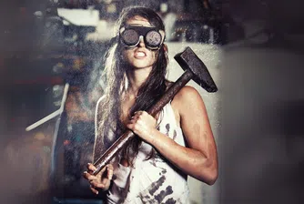 В TikTok хаштагът #bluecollar, отнасящ се за хората, извършващи физически труд, е привлякъл 500 000 публикации през първите четири месеца на тази година - с 64% повече спрямо същия период на 2023 г.