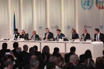 Държавни глави, политически фигури и актистви са във френския град, за да обсъдят по-нататъшни действия за опазване и устойчиво използване на океанските ресурси