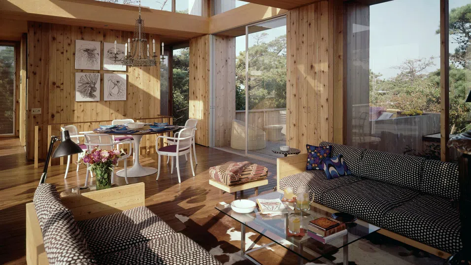 „Направени за секс“: Палатите на хедонизма край Ню Йорк и нарцисистът, който ги създаде