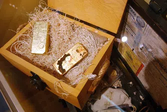 Той намери купища злато на дъното на океана. И това съсипа живота му