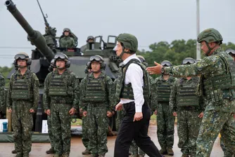 Нови китайски маневри показват как Пекин може да обгради и задуши Тайван, като блокира жизненоважните му морски маршрути