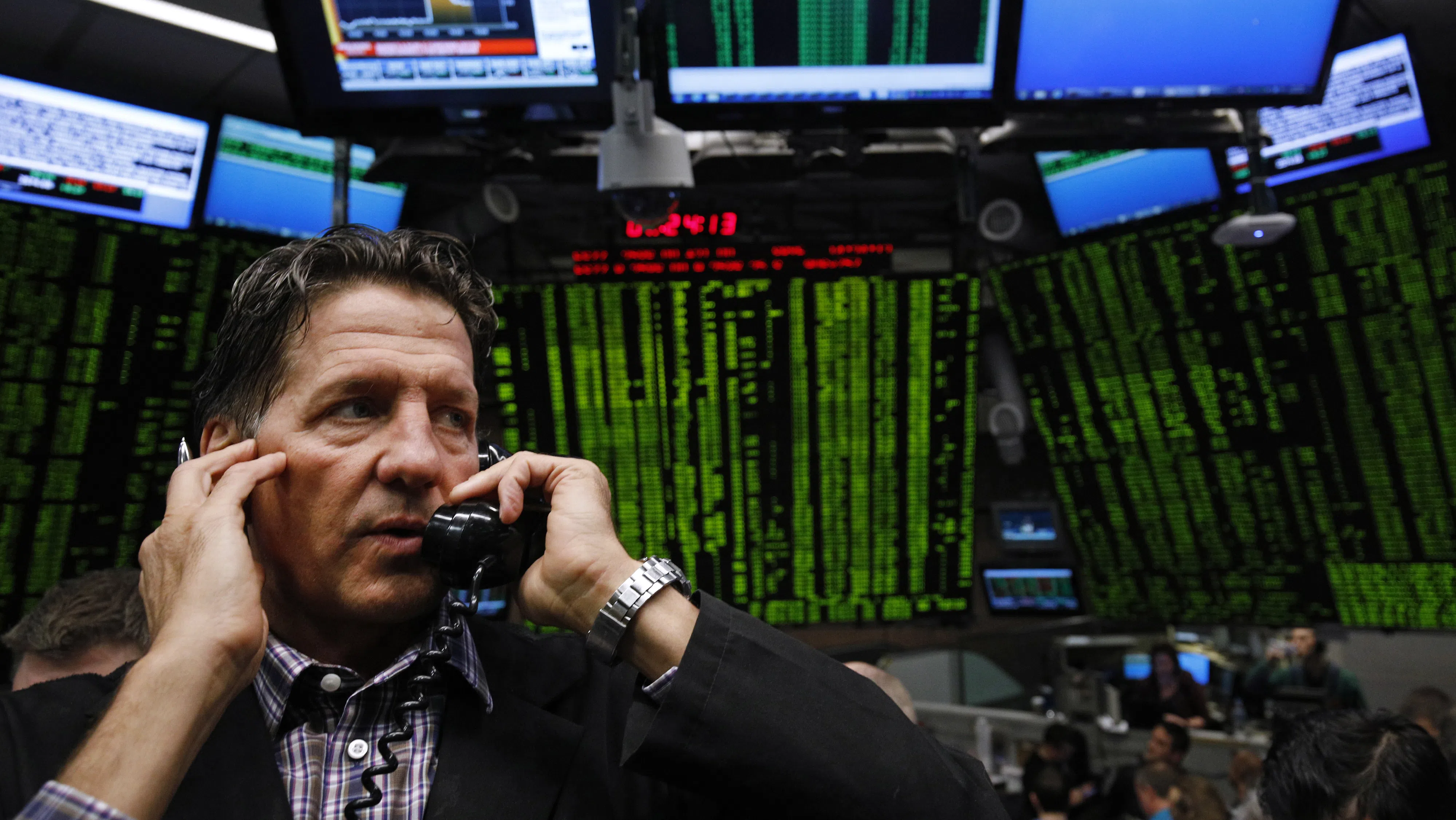 Признаци за пазарна ротация поставят нови въпросителни пред ралито на S&P 500