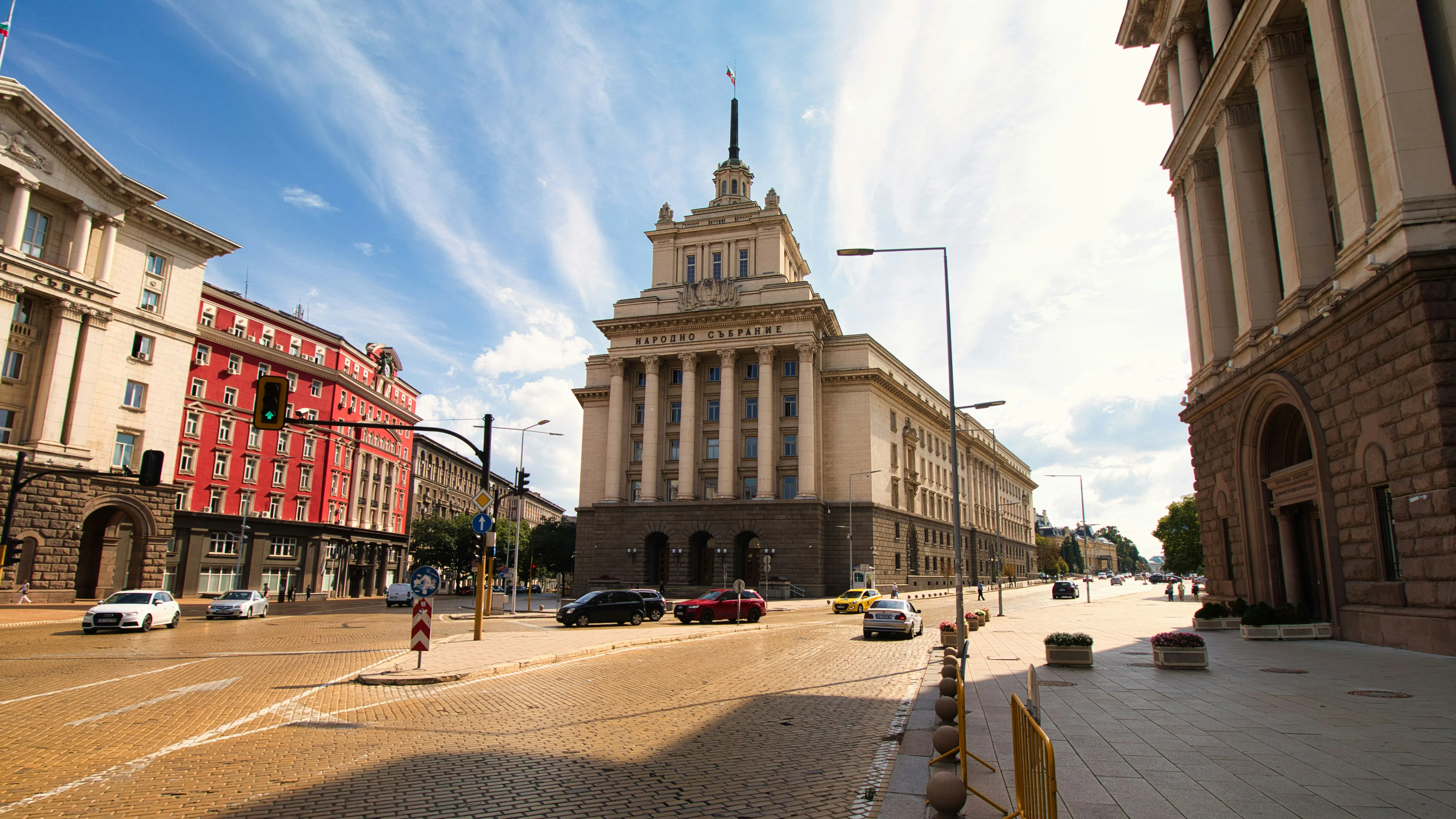 Парламентаризъм от АлиЕкспрес