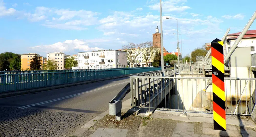 Мостът Губен-Губин - поредният символ на разделението в ЕС