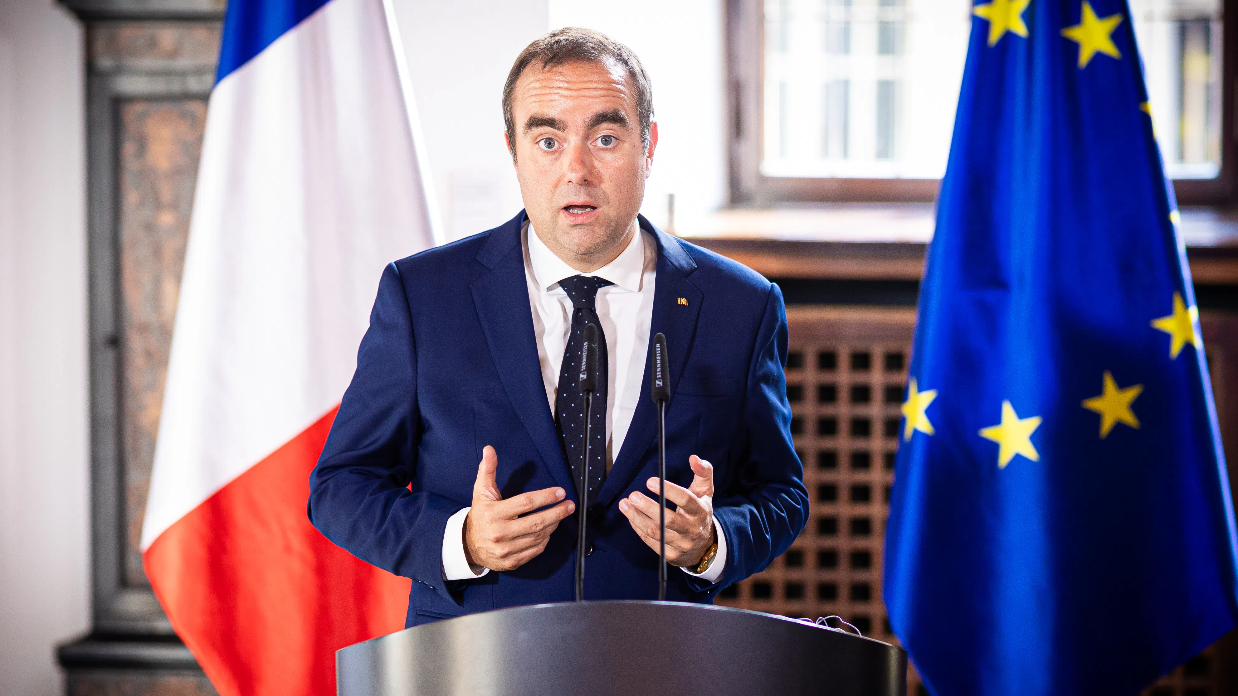 Макрон отново назначи Себастиен Льокорню за министър-председател на Франция