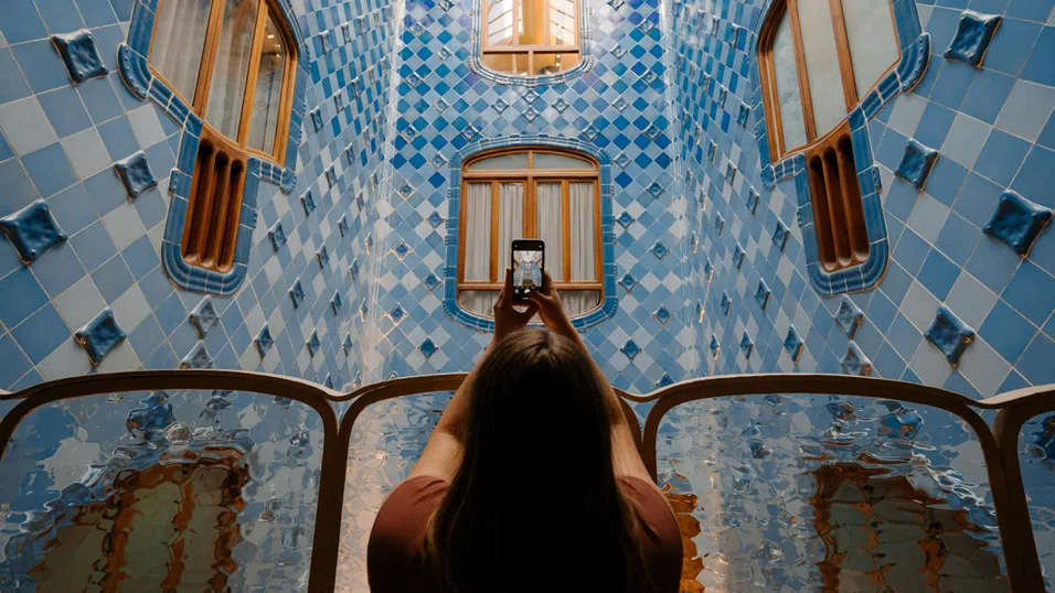 Microsoft залага на инфлуенсъри да направят Copilot „готин“ като ChatGPT