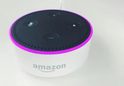 "Alexa, какво е AI?" - най-задаваният въпрос от британските потребители през 2025
