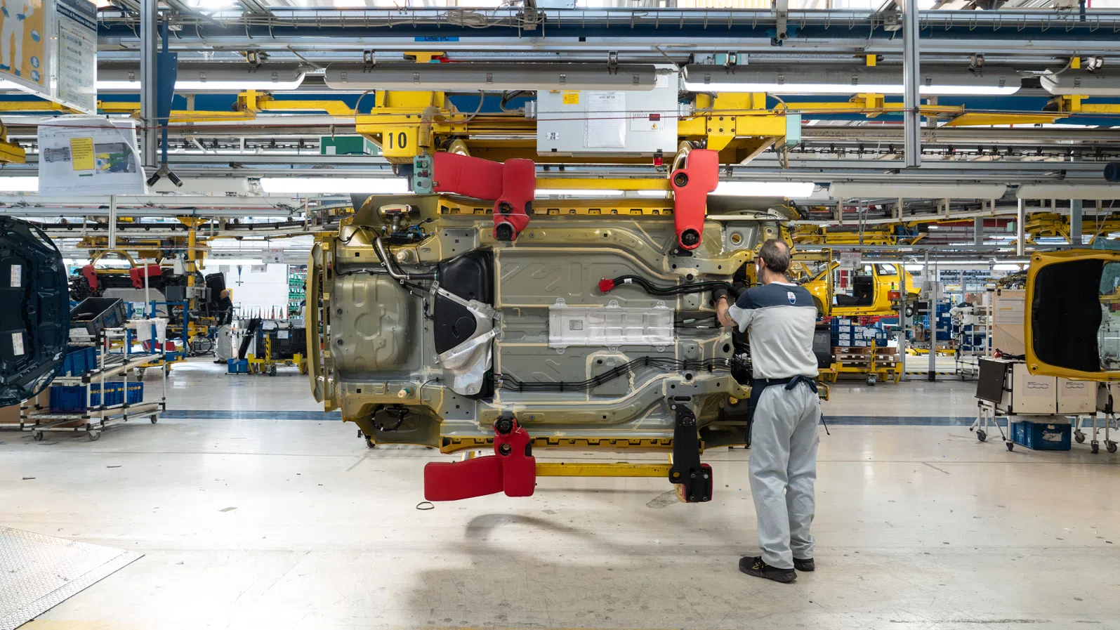 В „спешното отделение” на Stellantis – ще съживи ли пазарния си дял компанията