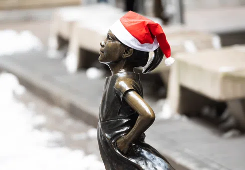 S&P 500 и Dow отново близо до рекордни върхове