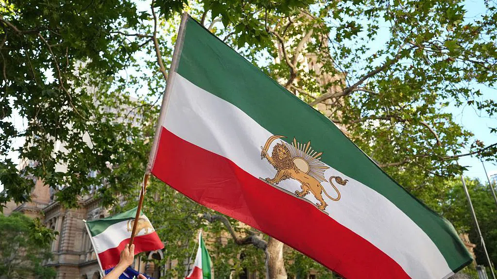 Тръмп обмисля военна намеса в Иран на фона на стотици жертви при масовите протести