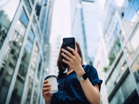 Отличници по всичко, освен в любовта: Защо алгоритъм урежда срещите на 5000 студенти в Станфорд