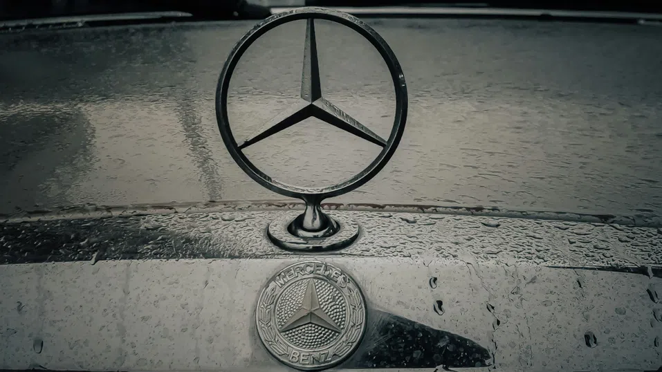 1,2 млрд. долара загуби от митата сриват печалбите на Mercedes