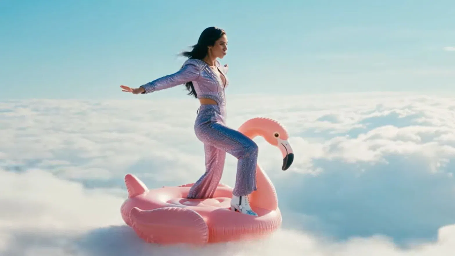 Първата AI актриса Тили Норвуд пусна собствен сингъл