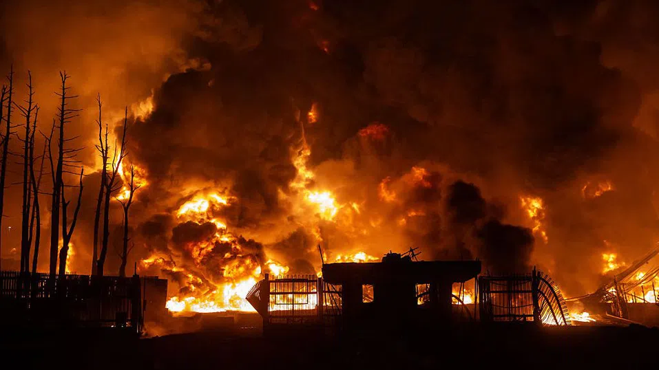 Иран отвръща на удара и подкопава уверенията на Тръмп за победа във войната