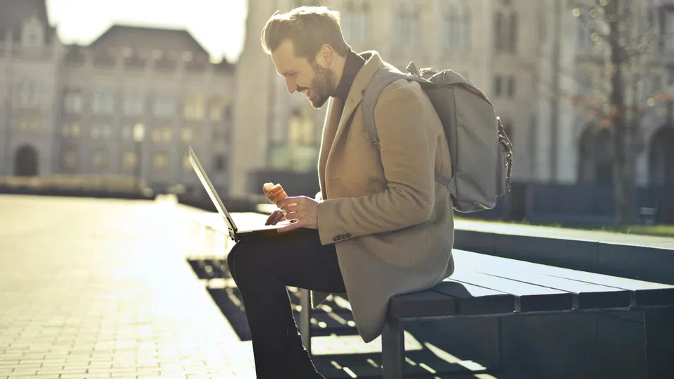 Най-търсените професии за дистанционна работа