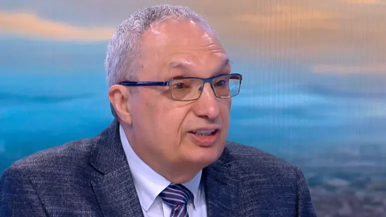 Иван Костов: Предложението на президента за референдум е удар по авторитета на институциите