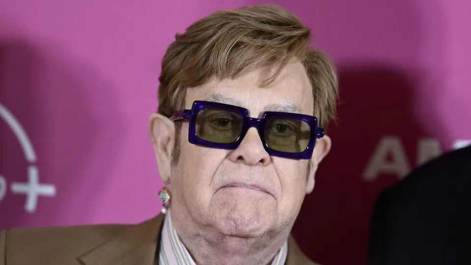 Елтън Джон и Дуа Липа водят битката на британските звезди срещу AI